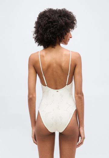 Слитный купальник