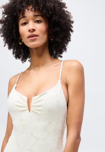 Слитный купальник