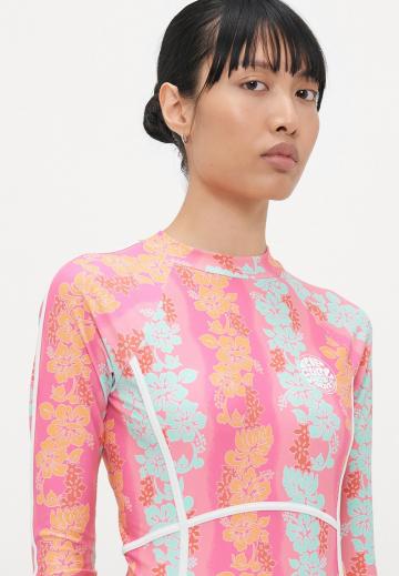 Слитный купальник