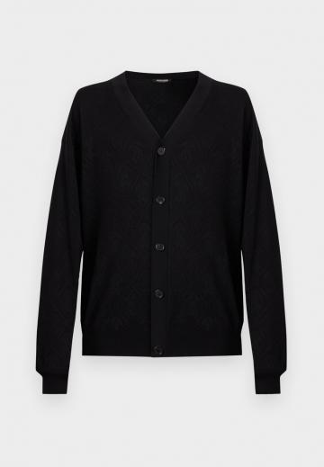 Вязаная кофта