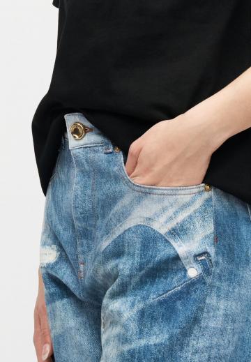 Прямые джинсы