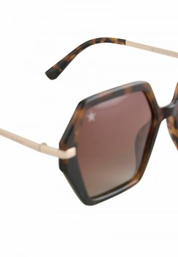 Солнечные очки