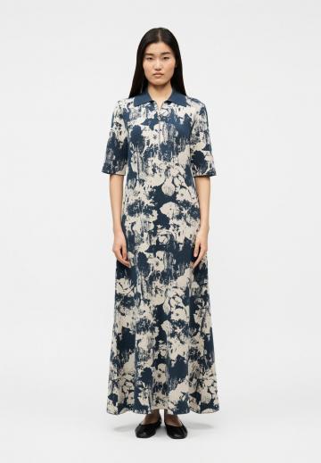 Вязаное платье