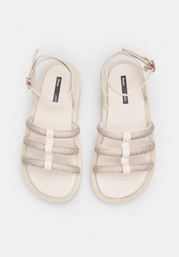 Босоножки на платформе