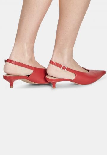 Туфли с ремешком