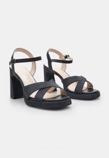 Босоножки на платформе