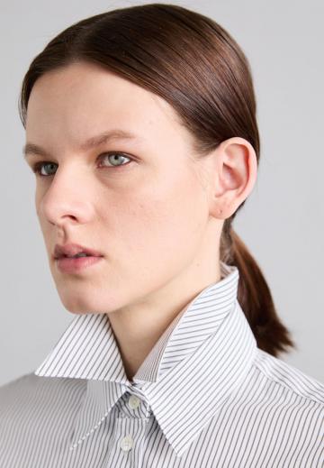 Джинсовая блузка