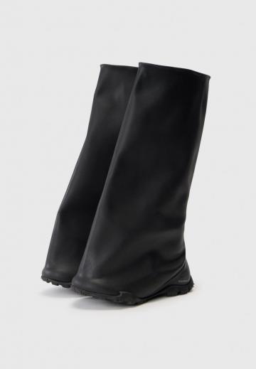 Зимние ботинки