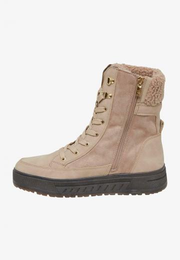 Зимние ботинки