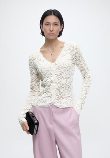 Кружевная блузка