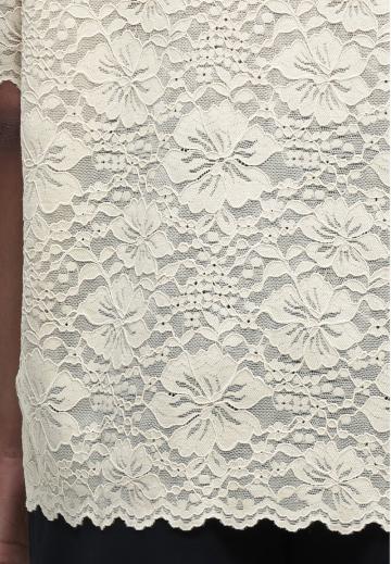 Кружевная блузка