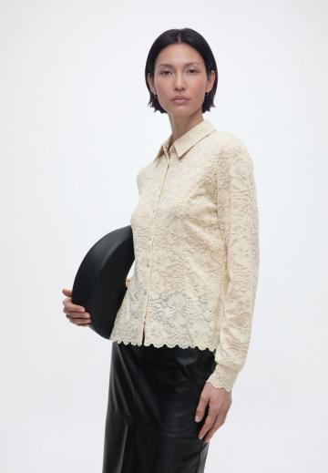 Кружевная блузка