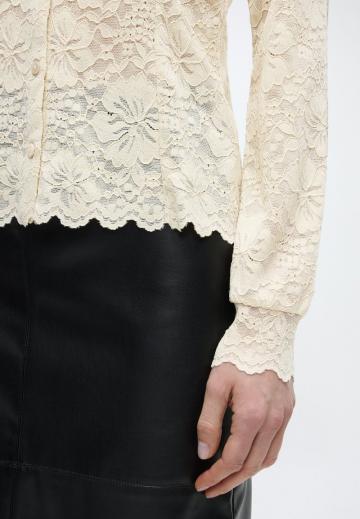 Кружевная блузка