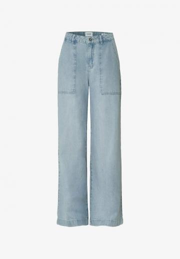 Свободные джинсы