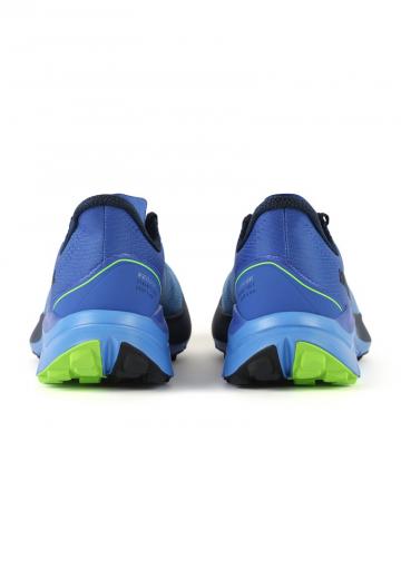 Беговые кроссовки