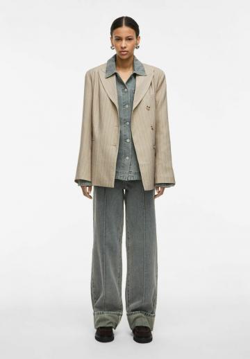 Короткое пальто