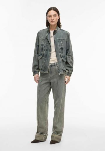 Джинсовая куртка