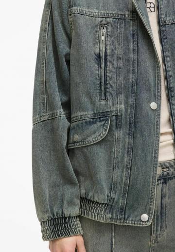 Джинсовая куртка