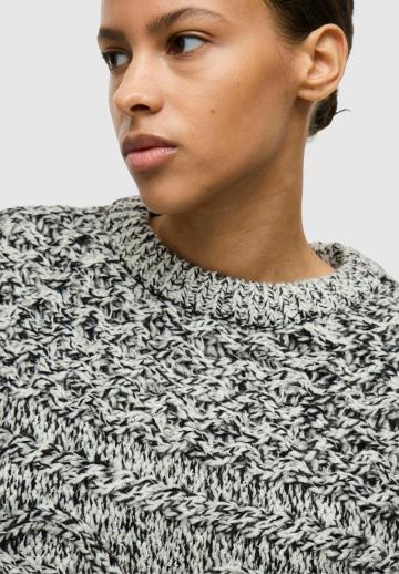 Пуловер без рукавов