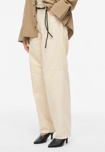 Свободные джинсы