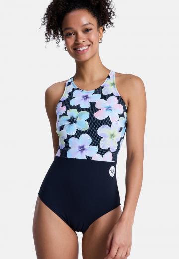 Слитный купальник