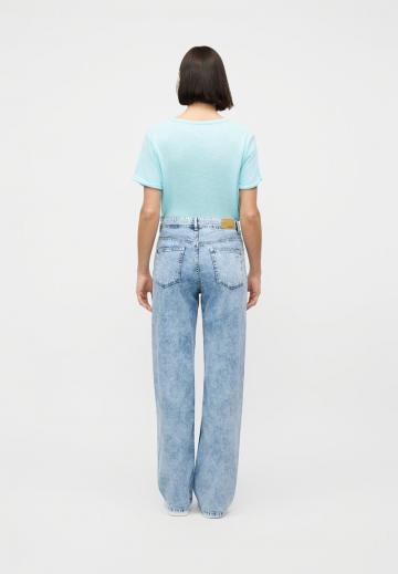 Свободные джинсы