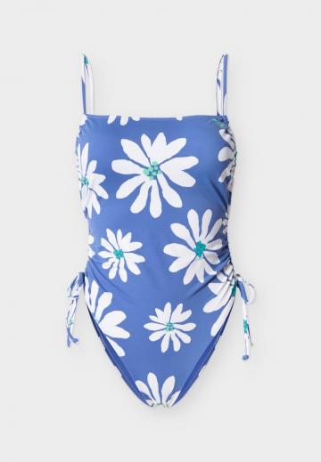 Слитный купальник