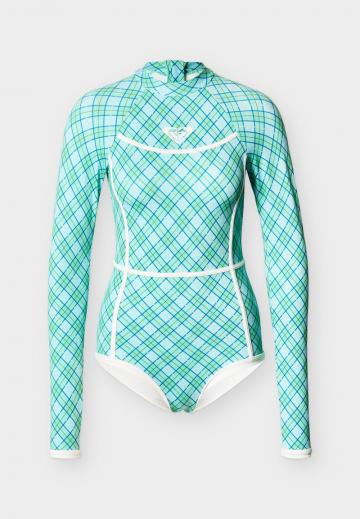 Слитный купальник