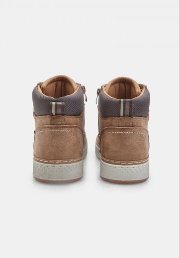 Ботинки на шнуровке