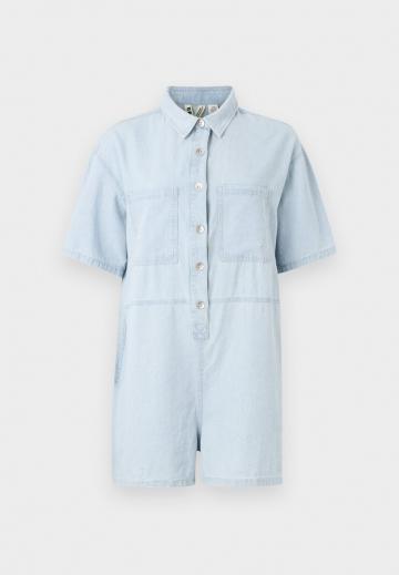 Джинсовый комбинезон