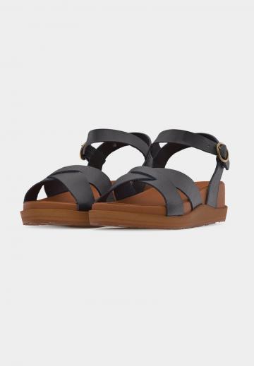 Босоножки на танкетке