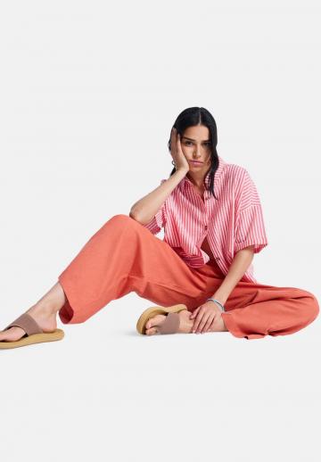 Спортивные штаны