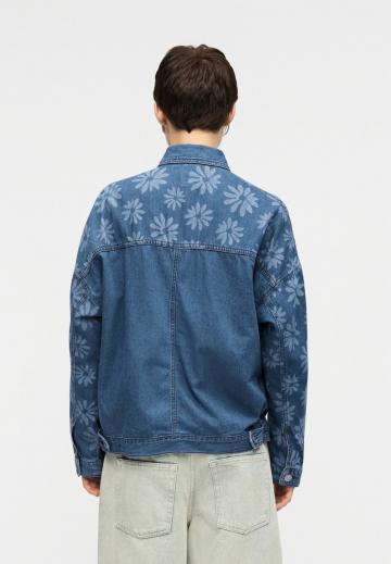 Джинсовая куртка