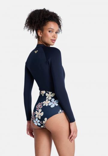 Слитный купальник