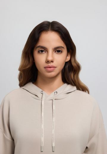 Спортивная толстовка