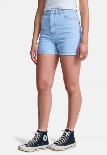 Джинсовые шорты