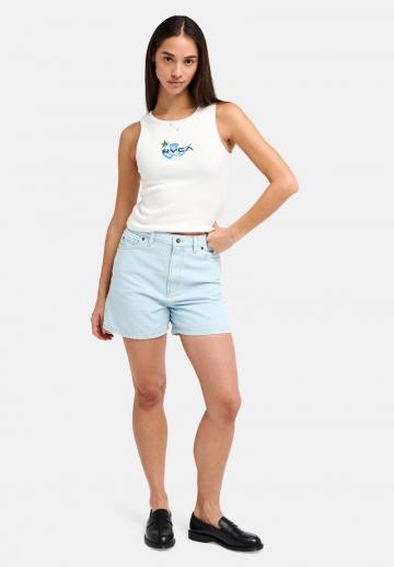 Джинсовые шорты