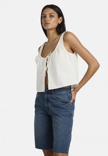 Джинсовые шорты