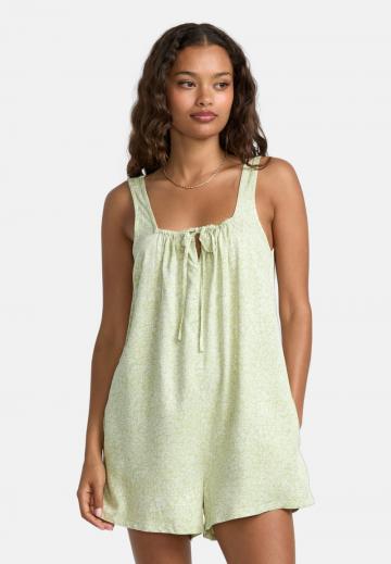 Джинсовый комбинезон