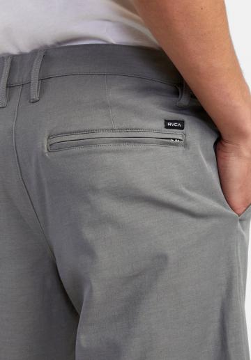 Спортивныве шорты