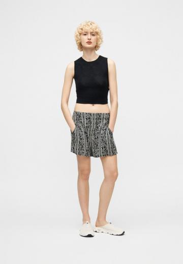 Спортивный топ