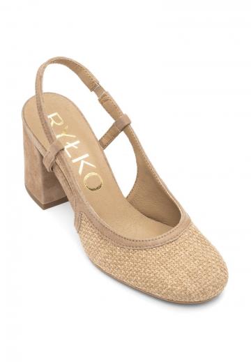 Туфли на высоком каблуке