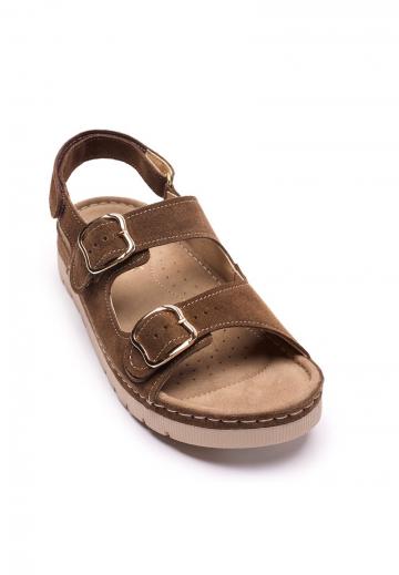 Босоножки на танкетке