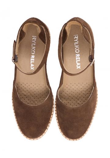 Туфли на танкетке