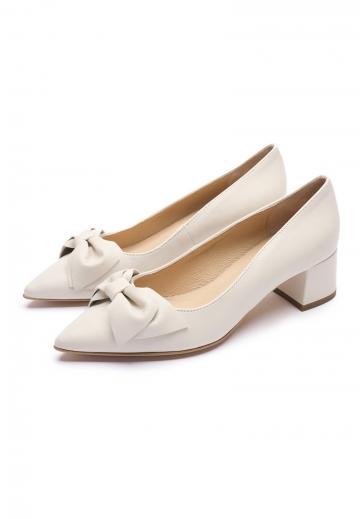 Туфли с высоким носом