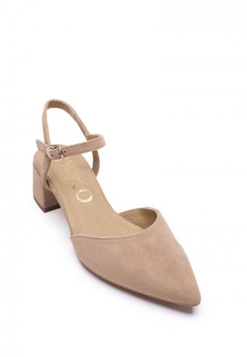 Туфли с ремешком