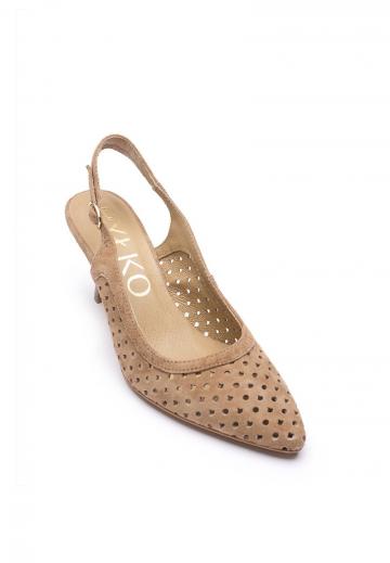 Туфли на высоком каблуке