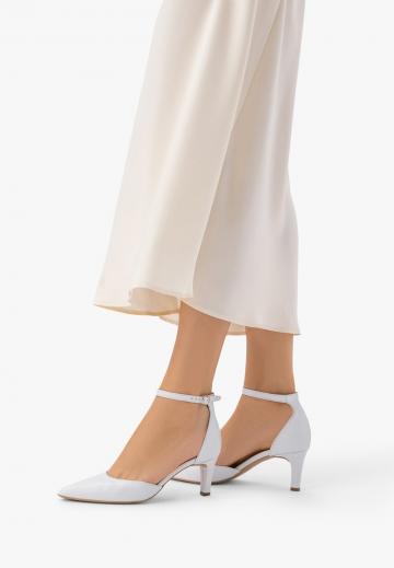 Туфли с ремешком