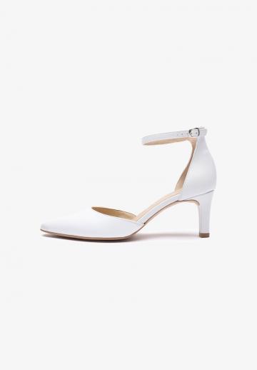 Туфли с ремешком