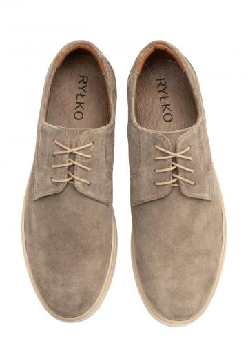 Ботинки на шнуровке